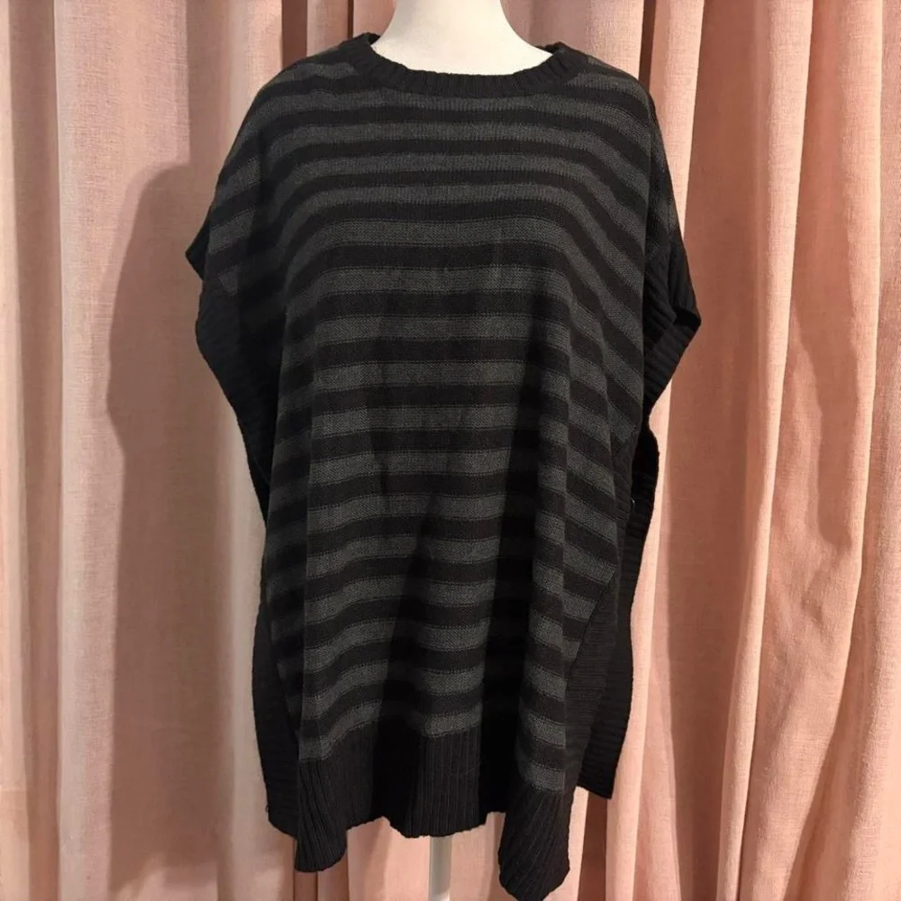 Striped Black & Gray Poncho - Picture 2 of 5
